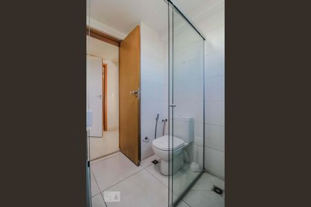 Apartamento para alugar com 61m², 2 quartos e 1 vaga Apartamento para alugar com 61m², 2 quartos e 1 vagaQuarto 2 (suíte) Banheiro