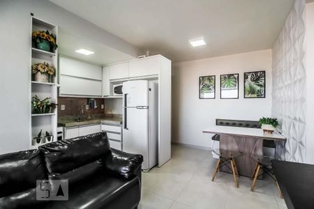 Apartamento para alugar com 61m², 2 quartos e 1 vaga Apartamento para alugar com 61m², 2 quartos e 1 vagaSala