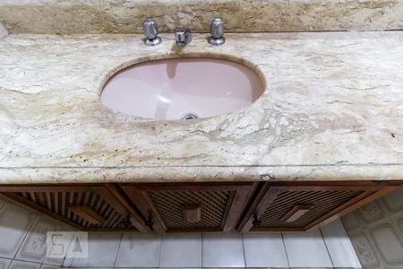 Apartamento à venda com 47m², 1 quarto e sem vaga Apartamento à venda com 47m², 1 quarto e sem vagaBanheiro