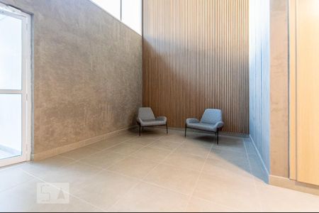 Studio à venda com 25m², 1 quarto e sem vaga Studio à venda com 25m², 1 quarto e sem vagaHall de Entrada