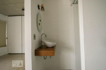 Studio para alugar com 70m², 1 quarto e 2 vagasLavabo