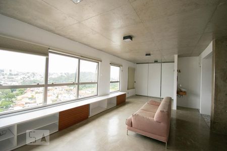 Sala de kitnet/studio para alugar com 1 quarto, 70m² em Usina Piratininga, São Paulo