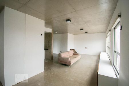 Sala/Quarto de kitnet/studio para alugar com 1 quarto, 70m² em Usina Piratininga, São Paulo