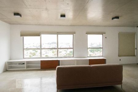 Sala de kitnet/studio para alugar com 1 quarto, 70m² em Usina Piratininga, São Paulo