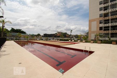 Studio para alugar com 70m², 1 quarto e 2 vagasÁrea comum - Piscina