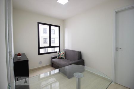 Sala de apartamento para alugar com 2 quartos, 36m² em Presidente Altino, Osasco