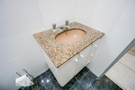 Pia de casa de condomínio para alugar com 1 quarto, 40m² em Vila California, São Paulo