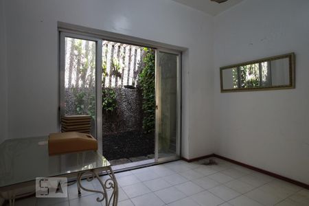 Casa à venda com 400m², 6 quartos e 2 vagasQuarto 2