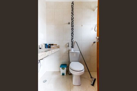 Casa à venda com 160m², 3 quartos e 2 vagasBanheiro da Suíte