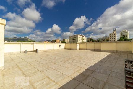 Apartamento à venda com 60m², 2 quartos e 1 vagaÁrea comum