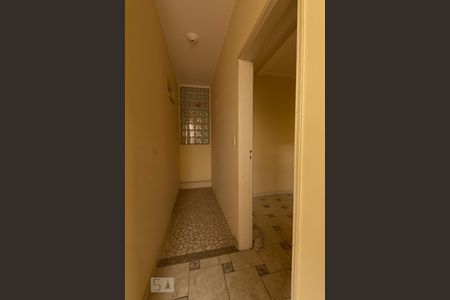 Corredor de casa para alugar com 3 quartos, 80m² em Vila Zelina, São Paulo