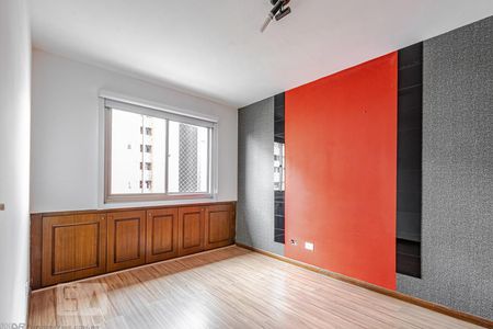 Quarto de apartamento para alugar com 1 quarto, 60m² em Centro, Curitiba