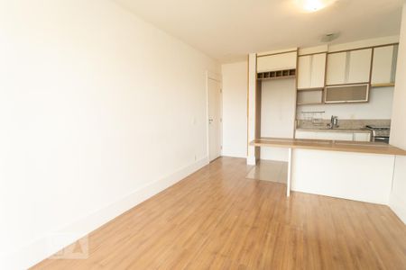 Sala de apartamento para alugar com 2 quartos, 48m² em Vila Anastácio, São Paulo