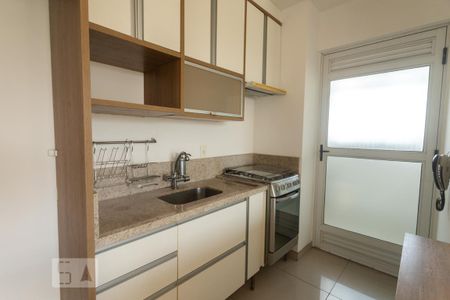 Cozinha de apartamento para alugar com 2 quartos, 48m² em Vila Anastácio, São Paulo