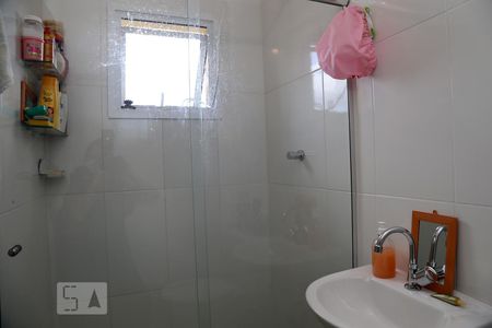 Casa de condomínio à venda com 128m², 3 quartos e 2 vagasBanheiro da Suíte