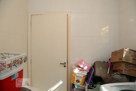 Casa de condomínio à venda com 128m², 3 quartos e 2 vagasÁrea de Serviço