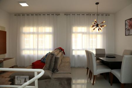 Sala de casa de condomínio à venda com 3 quartos, 128m² em Jardim Oliveiras, Taboão da Serra