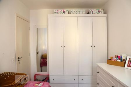 Casa de condomínio à venda com 128m², 3 quartos e 2 vagasQuarto 2