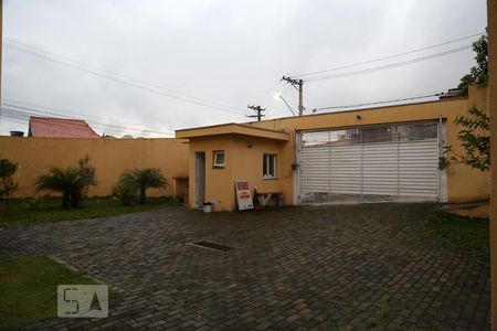 Casa de condomínio à venda com 128m², 3 quartos e 2 vagasEntrada