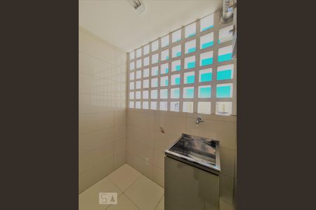 Apartamento à venda com 70m², 2 quartos e 1 vagaÁrea de Serviço