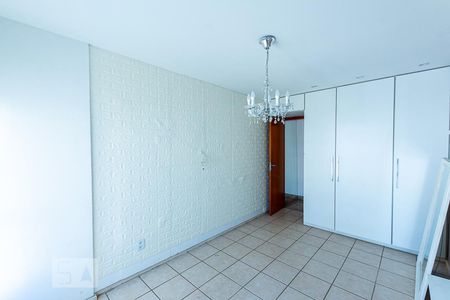 Quarto de apartamento à venda com 1 quarto, 60m² em São Francisco, Niterói