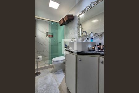 Apartamento à venda com 110m², 3 quartos e 2 vagasBanheiro da Suíte 1