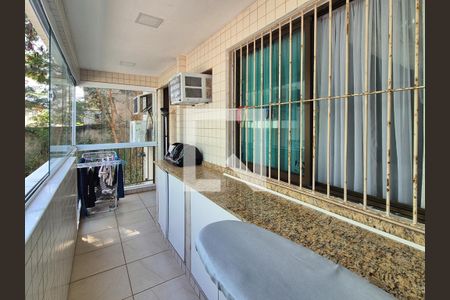 Apartamento à venda com 110m², 3 quartos e 2 vagasVaranda do quarto 1