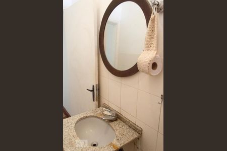 Casa à venda com 290m², 4 quartos e 4 vagas