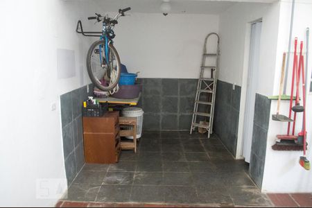 Casa à venda com 290m², 4 quartos e 4 vagas