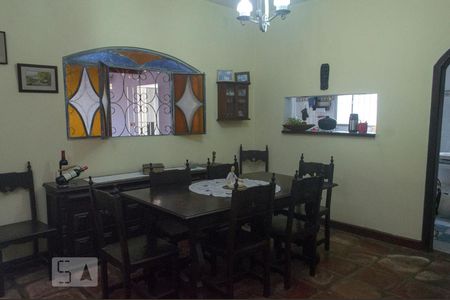 Sala de casa à venda com 4 quartos, 290m² em Vila Inah, São Paulo