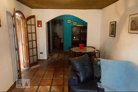 Casa à venda com 4 quartos, 290m² em Vila Inah, São Paulo