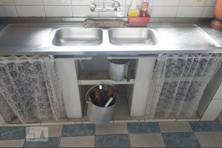 Casa à venda com 290m², 4 quartos e 4 vagas