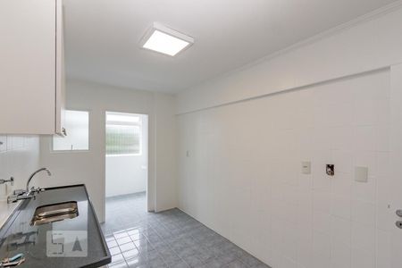 Apartamento para alugar com 76m², 2 quartos e 2 vagasCozinha