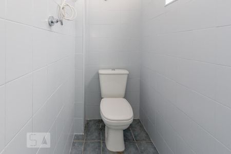 Apartamento para alugar com 76m², 2 quartos e 2 vagasBanheiro de Serviço