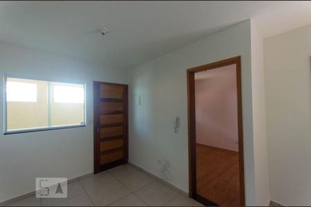 Sala e Cozinha Integrada de apartamento para alugar com 1 quarto, 38m² em Vila Nhocuné, São Paulo
