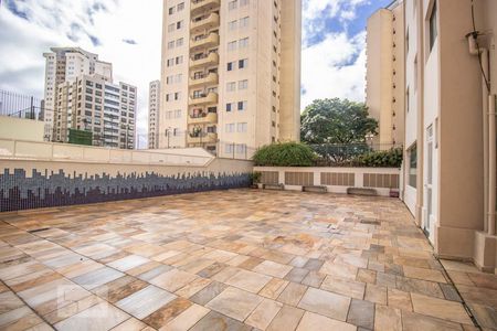Apartamento para alugar com 58m², 2 quartos e 1 vagaÁrea comum