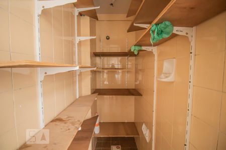 Apartamento para alugar com 58m², 2 quartos e 1 vagaDespensa