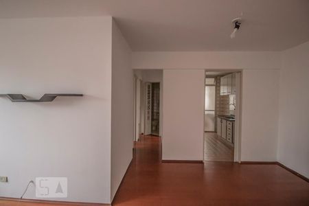 Sala de apartamento para alugar com 2 quartos, 58m² em Parque Imperial, São Paulo