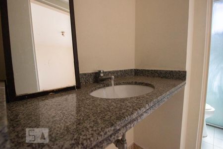 Apartamento à venda com 87m², 3 quartos e 1 vagaDetalhe Banheiro