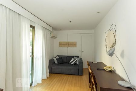 Sala de Apartamento com 1 quarto, 50m² Copacabana