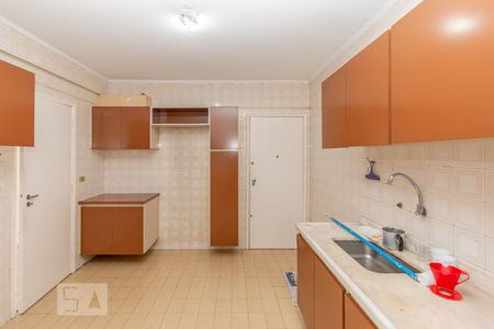 Apartamento para alugar com 104m², 3 quartos e 2 vagas Apartamento para alugar com 104m², 3 quartos e 2 vagasCozinha