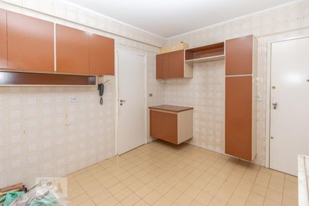 Apartamento para alugar com 104m², 3 quartos e 2 vagas Apartamento para alugar com 104m², 3 quartos e 2 vagasCozinha