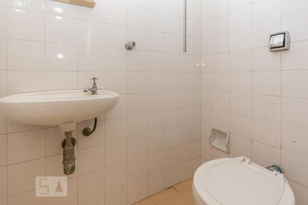 Banheiro de Serviço de apartamento para alugar com 3 quartos, 104m² em Brooklin, São Paulo
