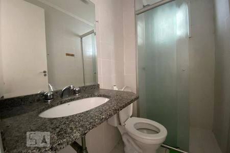 Apartamento à venda com 67m², 3 quartos e 2 vagas Apartamento à venda com 67m², 3 quartos e 2 vagasBanheiro