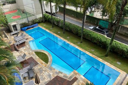 Apartamento à venda com 67m², 3 quartos e 2 vagas Apartamento à venda com 67m², 3 quartos e 2 vagasÁrea comum - Piscina