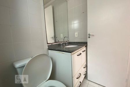 Apartamento à venda com 67m², 3 quartos e 2 vagas Apartamento à venda com 67m², 3 quartos e 2 vagasBanheiro da Suíte