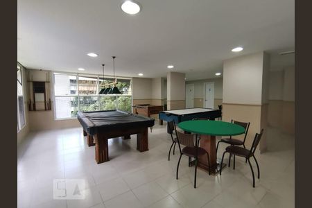 Apartamento à venda com 67m², 3 quartos e 2 vagas Apartamento à venda com 67m², 3 quartos e 2 vagasSalão de jogos