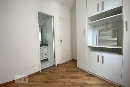 Apartamento à venda com 67m², 3 quartos e 2 vagas Apartamento à venda com 67m², 3 quartos e 2 vagasSuíte