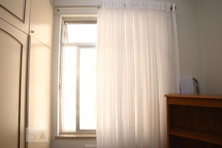 Quarto 1 de apartamento para alugar com 2 quartos, 68m² em Tijuca, Rio de Janeiro