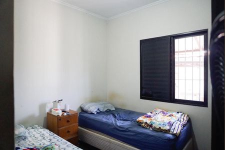 Casa à venda com 273m², 3 quartos e 2 vagasQuarto 2